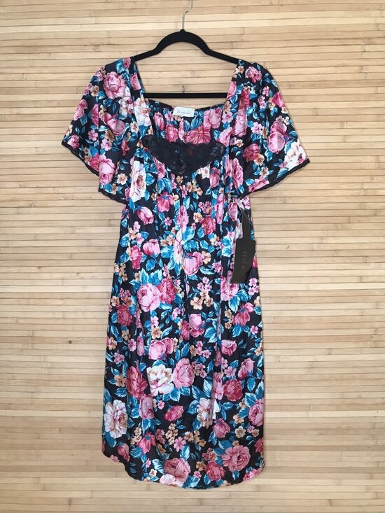 Vanity Fair Other - NWT Vanity Fair sz L Floral Vintage Bright Floral and Black Lace glam nightgown